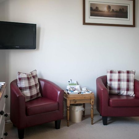 Firtree Bed And Breakfast At Galvelbeg House Crieff Bagian luar foto