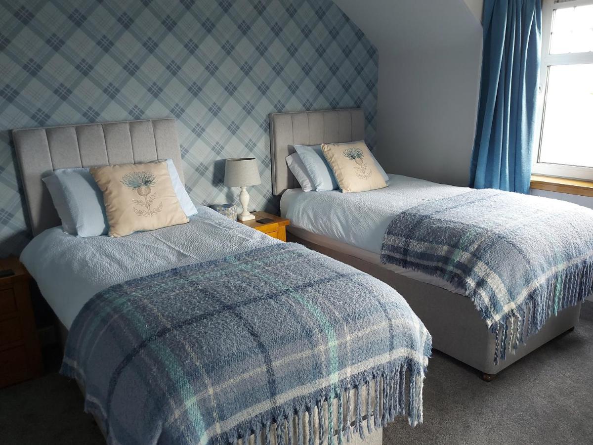 Firtree Bed And Breakfast At Galvelbeg House Crieff Bagian luar foto