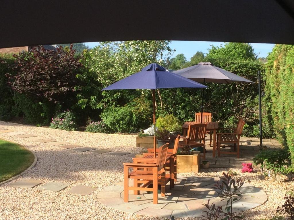 Firtree Bed And Breakfast At Galvelbeg House Crieff Bagian luar foto