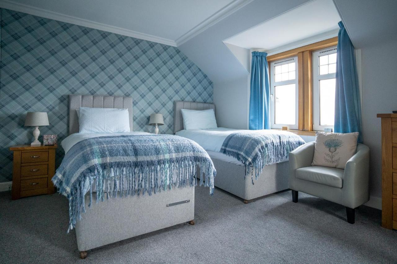 Firtree Bed And Breakfast At Galvelbeg House Crieff Bagian luar foto