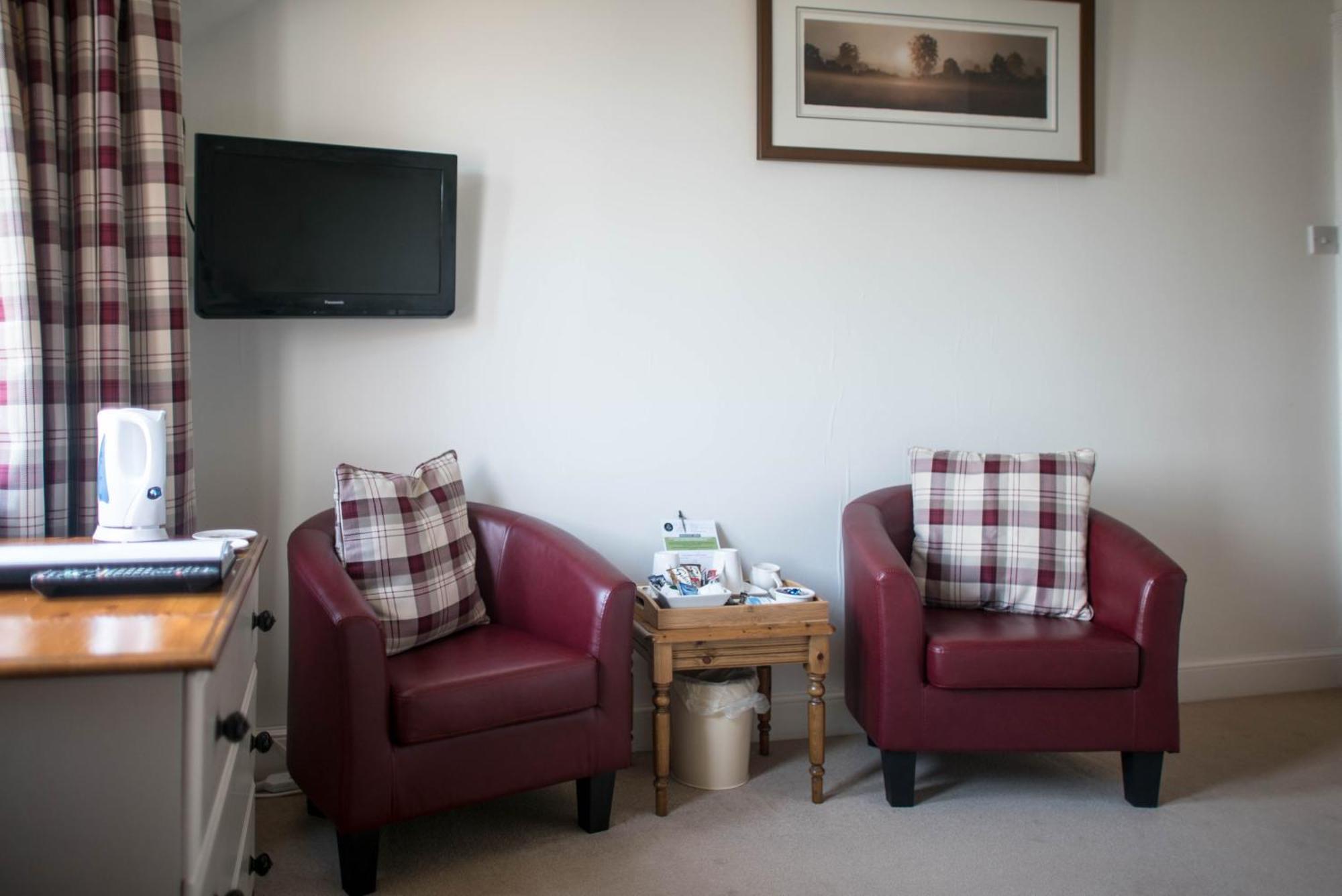 Firtree Bed And Breakfast At Galvelbeg House Crieff Bagian luar foto