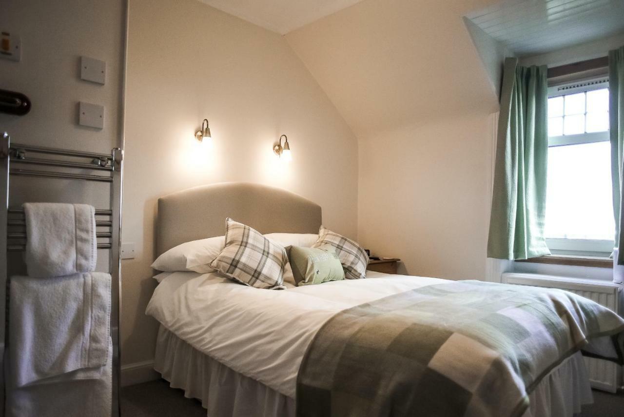 Firtree Bed And Breakfast At Galvelbeg House Crieff Bagian luar foto